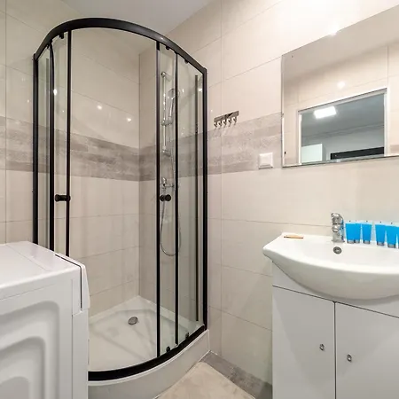 Prusa By Bookinghost